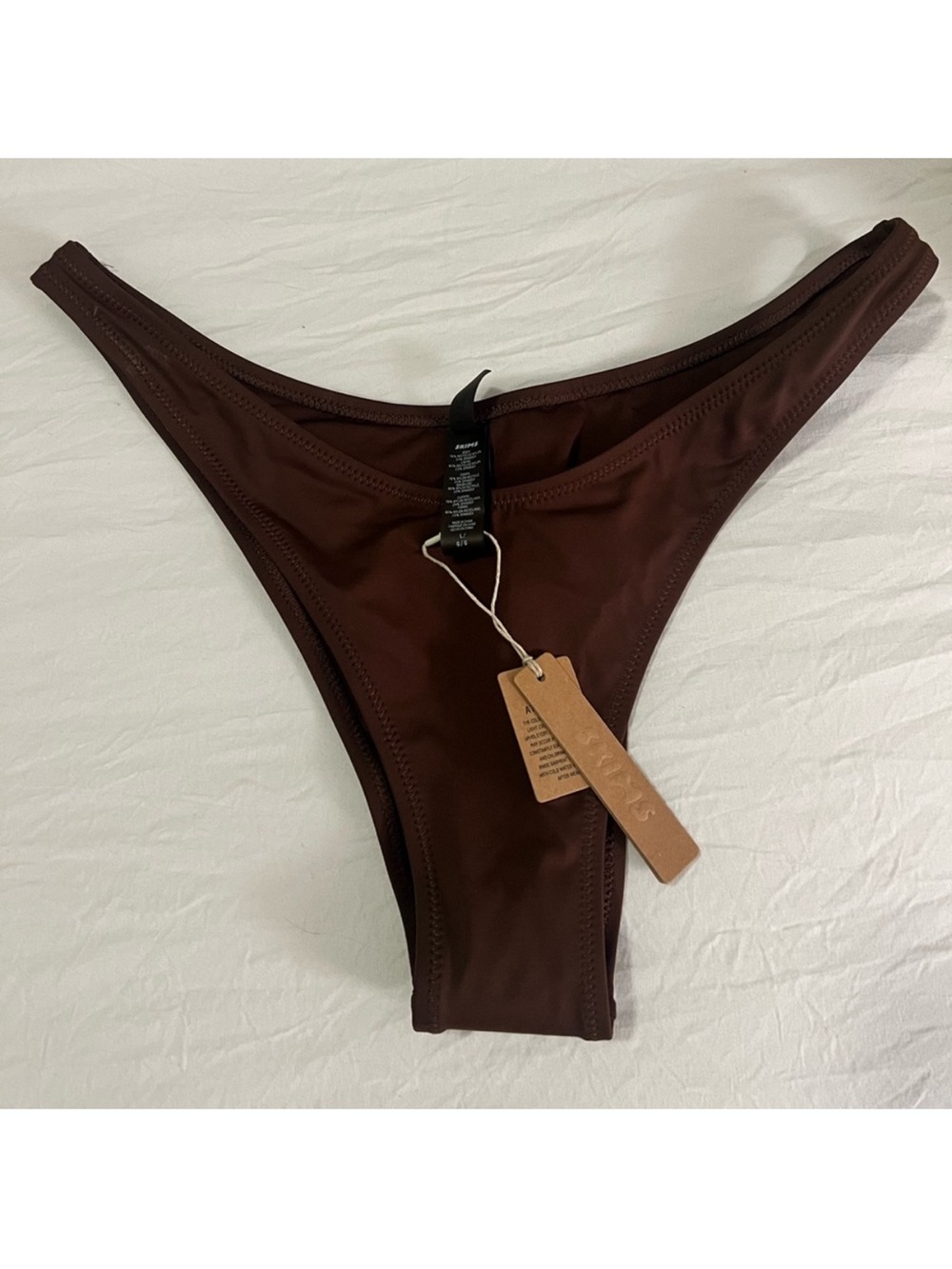 SKIMS - SWIM CHEEKY
TANGA BOTTOMS x COCOA